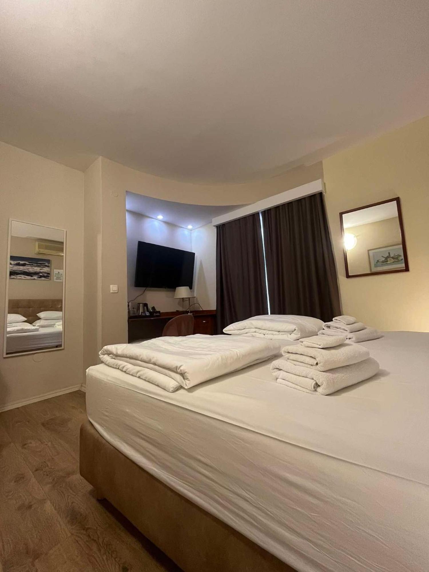 Dela B&B Hvar Town Bagian luar foto
